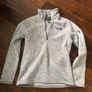 Patagonia Women’s 1/4 Zip Fleece